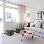 2br Wonder In The Center By Lovelystay *