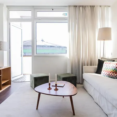 Apartment 2br Wonder In The Center By Lovelystay Porto