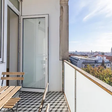 2br Wonder In The Center By Lovelystay Порту