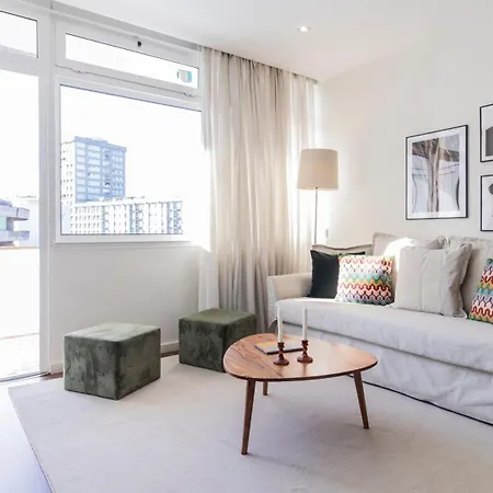 2br Wonder In The Center By Lovelystay *