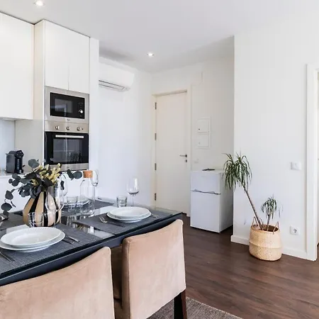 2br Wonder In The Center By Lovelystay Apartment *