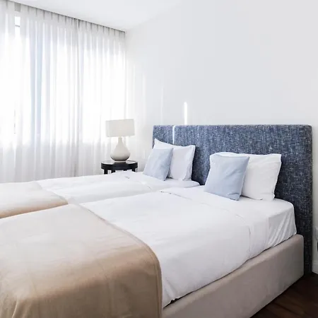 Apartment 2br Wonder In The Center By Lovelystay *