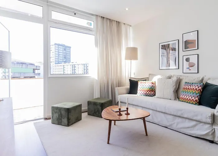 2br Wonder In The Center By Lovelystay *